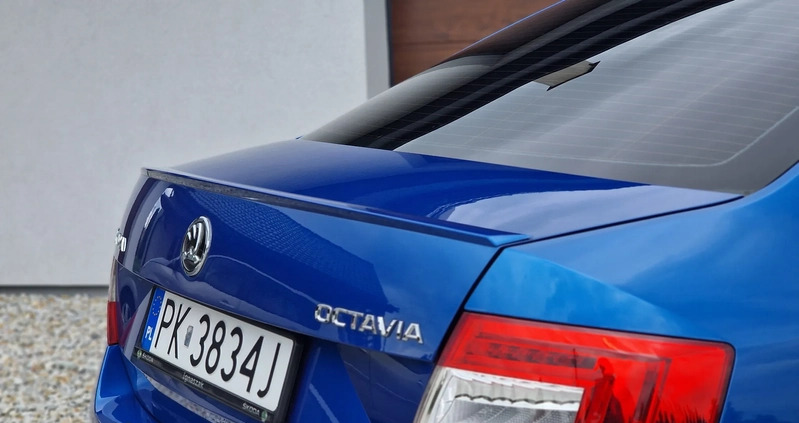 Skoda Octavia cena 36500 przebieg: 199000, rok produkcji 2015 z Moryń małe 667